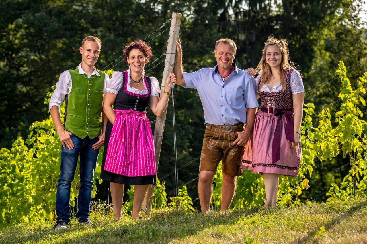 Weingut-Gaestehaus Birnstingl Gamlitz Luaran gambar